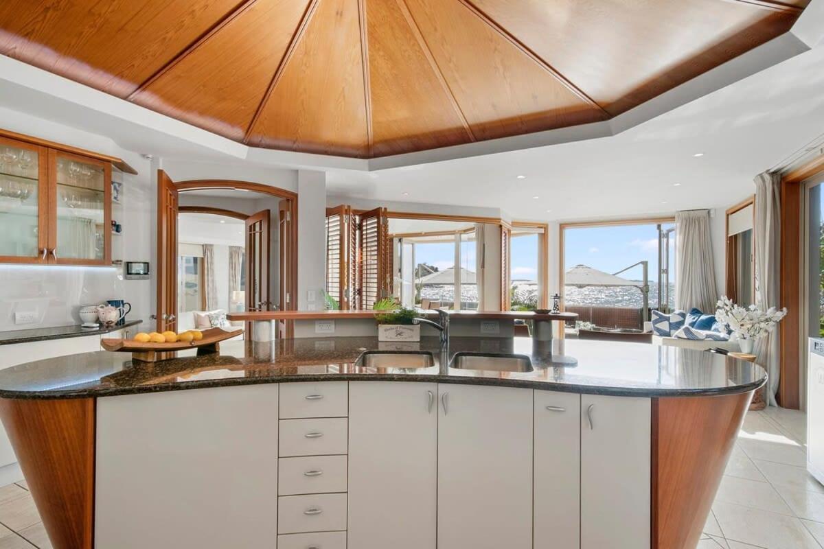 Takapuna Beachfront W Stunning Views Auckland Exterior photo
